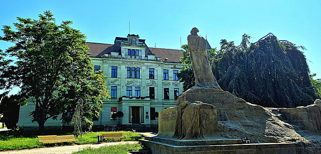 Hořice bojují za osmileté gymnázium, radní zvažují utlumit i další dvě