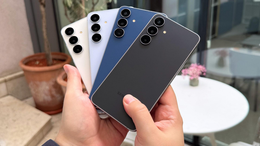 Termín odhalení řady Galaxy S26? Samsung prý plánuje odklad