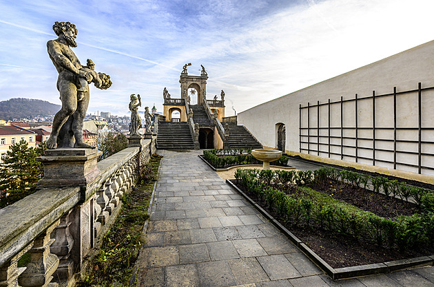 Děčín opět otevře Růžovou zahradu, barokní skvost opravovali přes dva roky