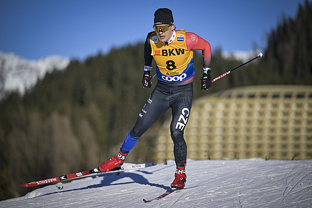Tuž zahájil Tour de Ski osmnáctým místem ve sprintu, Klaebo jde do čela