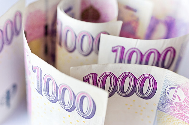 Nemocenská 2026: Proč jsou OSVČ při nemoci většinou bez peněz a jak na mateřskou