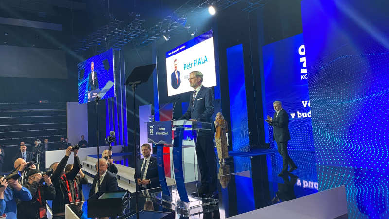 Kdo povede Piráty, ODS a lidovce? Partaje čeká vnitrostranický boj o křesla ve vedení