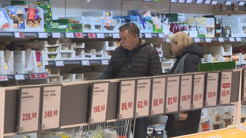 Válka s Íránem může rychle zdražit potraviny v Česku, říká analytik. Čeho se růst cen týká?