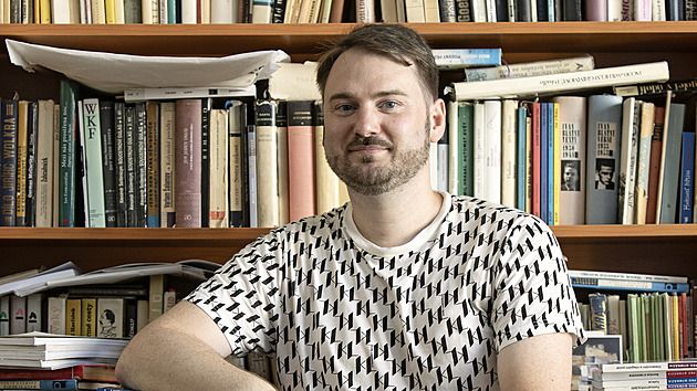 Studenti se u nás propojují napříč ročníky, líčí ředitel koncept nového souškolí