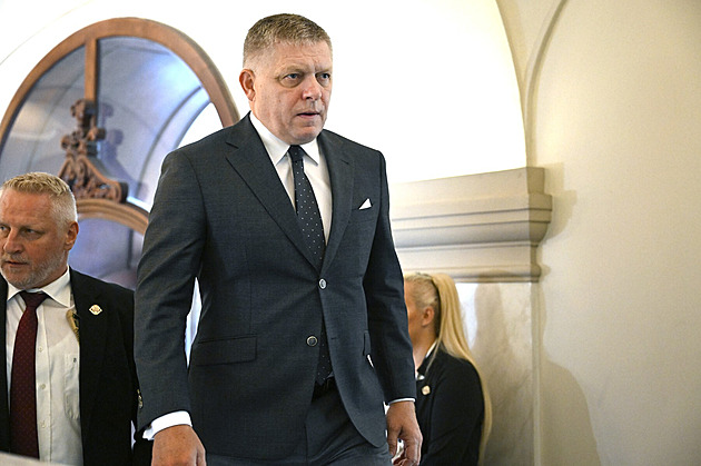 Západní politici usilují o válku s Ruskem, my bojovat nebudeme, řekl Fico