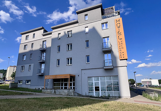 Hlavně ne ubytovnu. Litvínov bývalý hotel radši koupí, státu zaplatí skoro 40 milionů