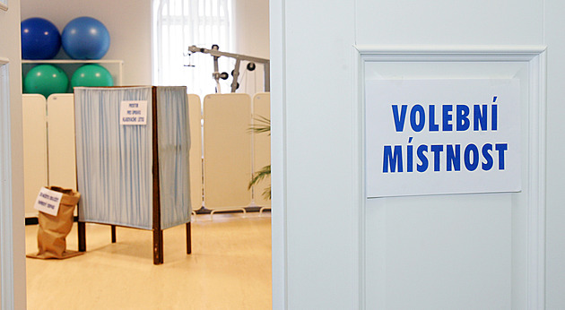 Volby 2026 ONLINE: v pátek a v sobotu Češi vyberou zastupitele a senátory