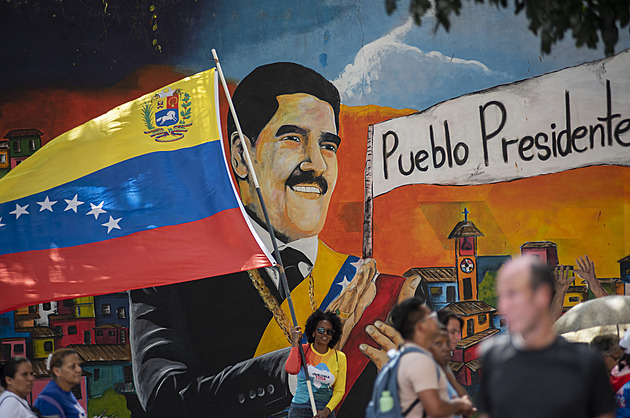 Maduro a jeho manželka budou v USA čelit nové obžalobě za mučení Američanů